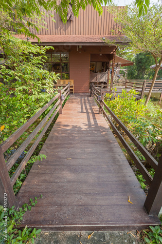Obraz na płótnie Bridge in the garden of home w salonie