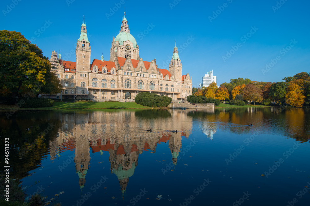 Neues Rathaus Hannover im Herbst