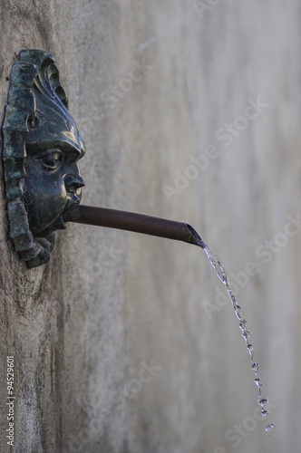 Obraz na płótnie Brunnen Schloss Ambras w salonie
