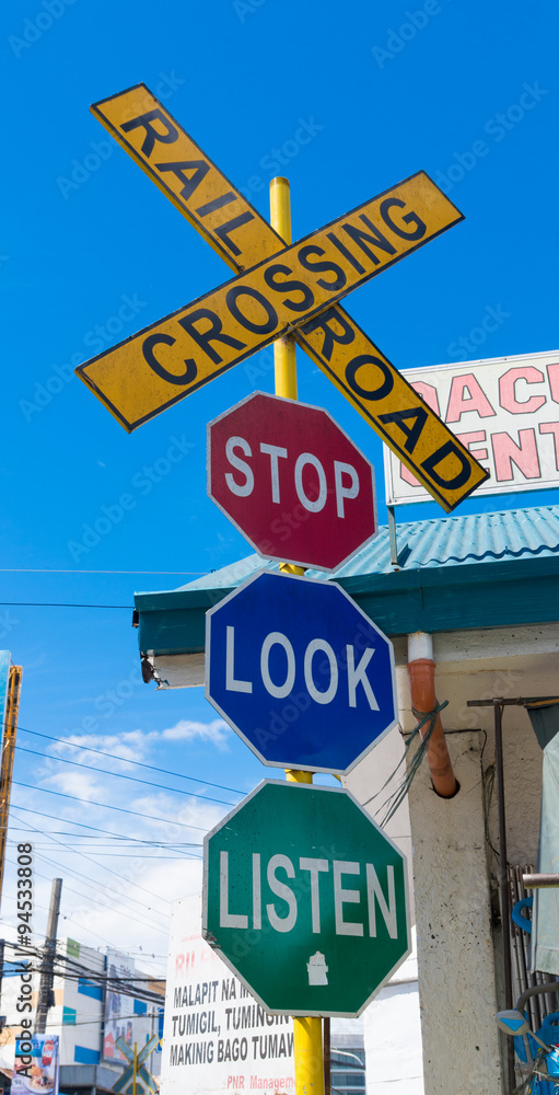 Fototapeta premium railroad crossing