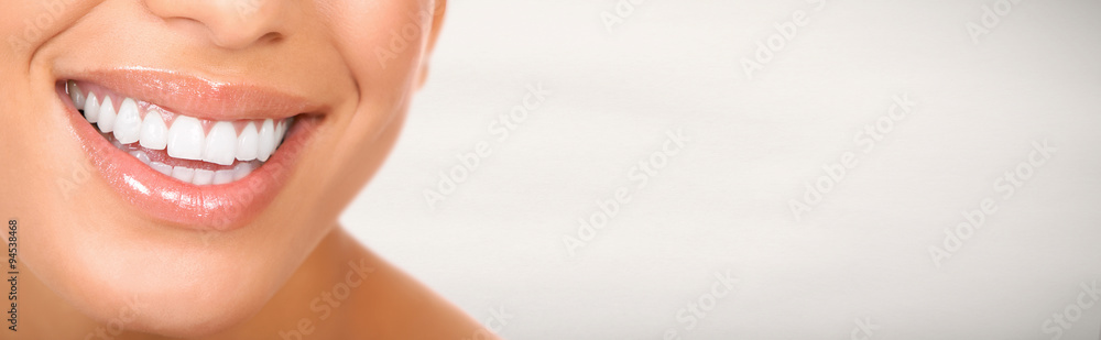 Fototapeta premium Piękne zęby kobiety.