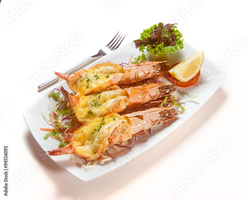 Tiger prawns grilled with cheese