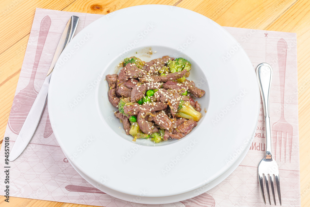 Beef with broccoli