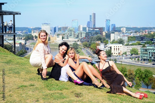 Obraz na płótnie Beautiful girls in Vilnius town Gediminas castle hill w salonie