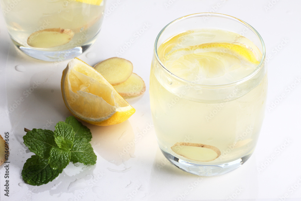 Lemon Ginger Mojito. Lemon Ginger Mojito.