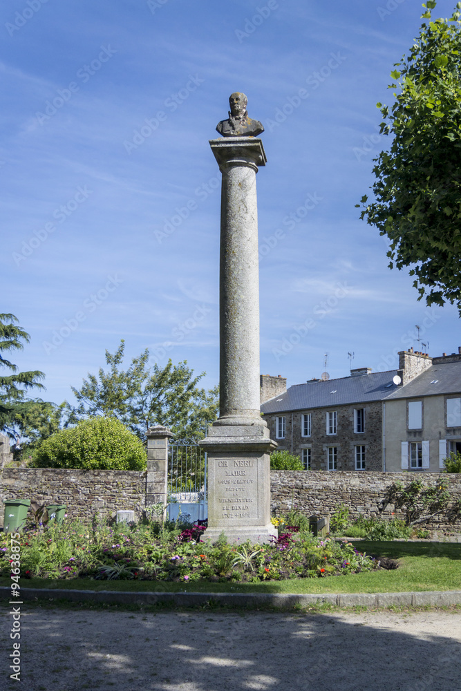 Memorial column to Charles Roland Neel, French Politician