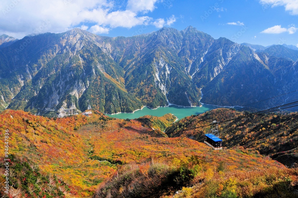 秋の立山黒部アルペンルート
