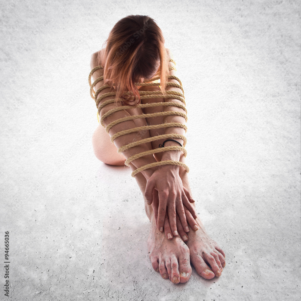 Naklejka premium tied up woman
