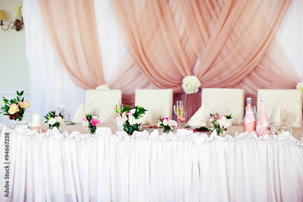 Wedding table decorations in restaurant. Wedding table decorations in restaurant.
