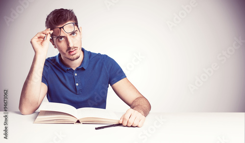 student confused don't understanding reading a book
