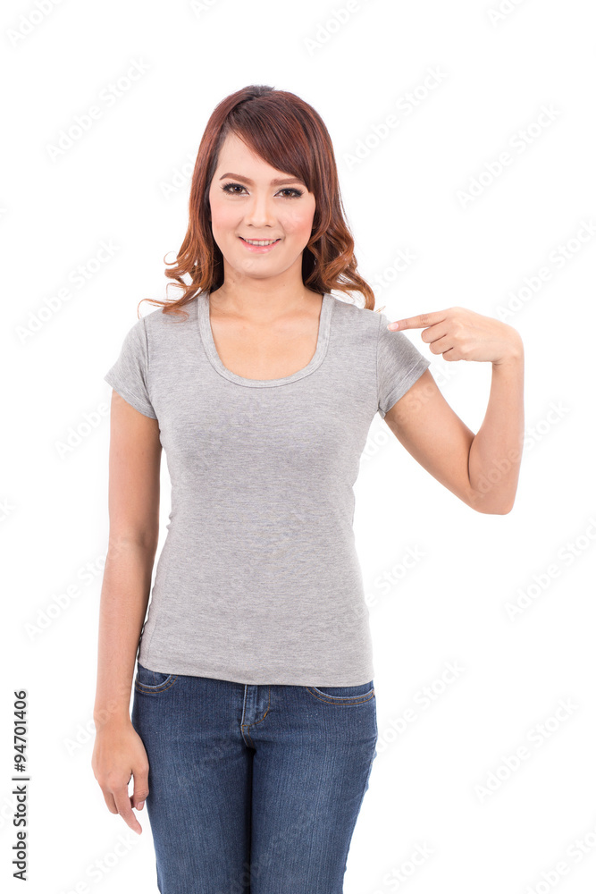 Obraz premium happy teenage girl in blank gray t-shirt on white background