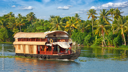 Fotografie Houseboat on Kerala backwaters, India