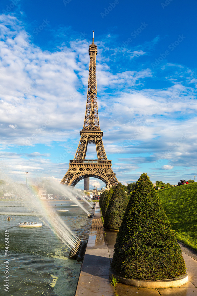 Obraz premium Eiffel Tower in Paris