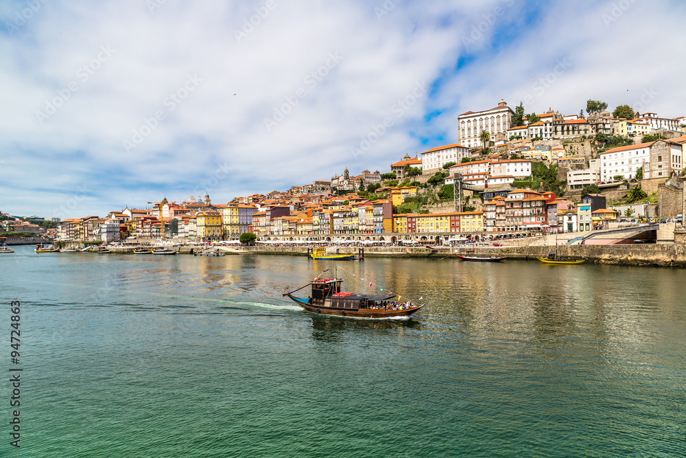 Fototapeta premium Porto and old traditional boats