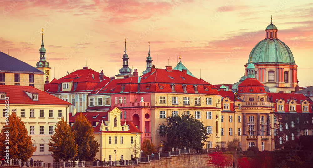 Fototapeta premium Sunset roof house old city autumn prague czech republic