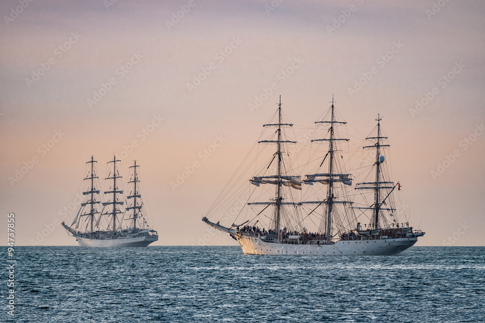 Obraz premium Segelschiffe auf der Hanse Sail
