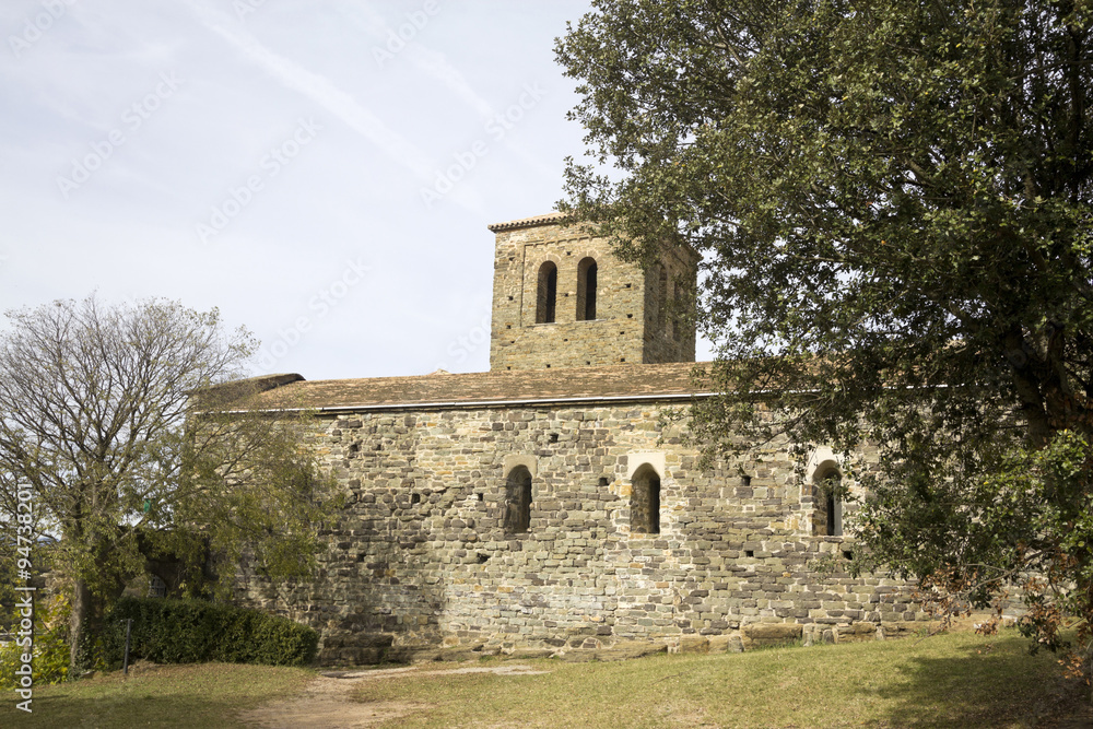Naklejka premium Sant Pere de Casserres