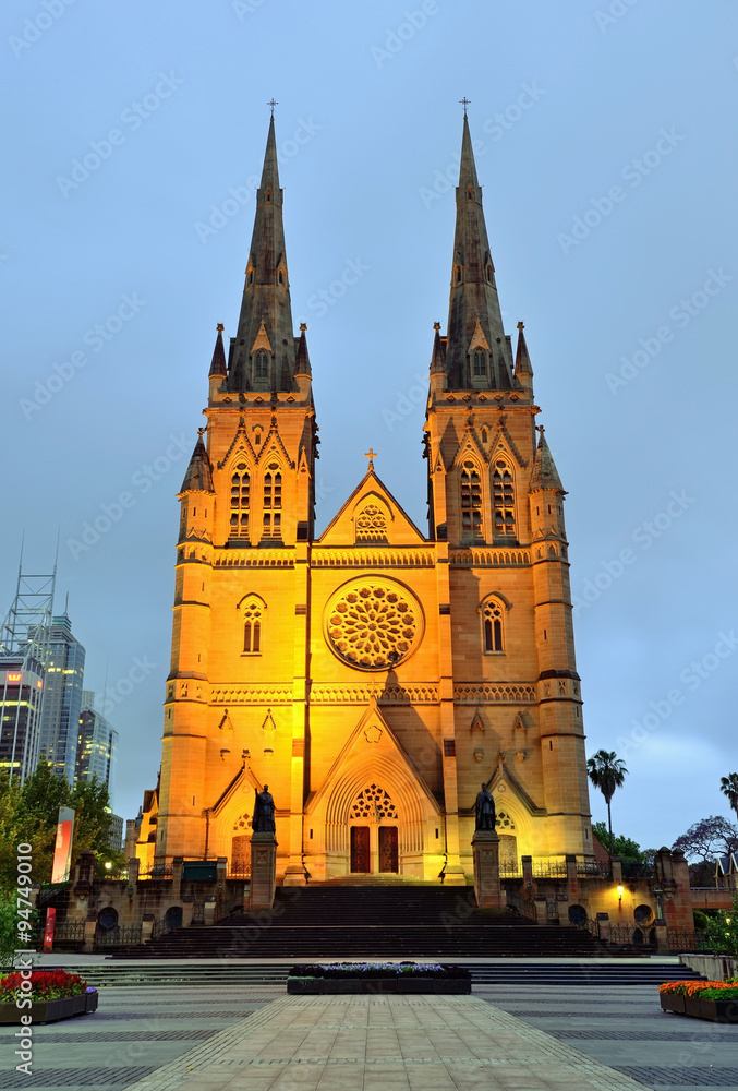 Naklejka premium St.mary's cathedral church in Sydney, Australia