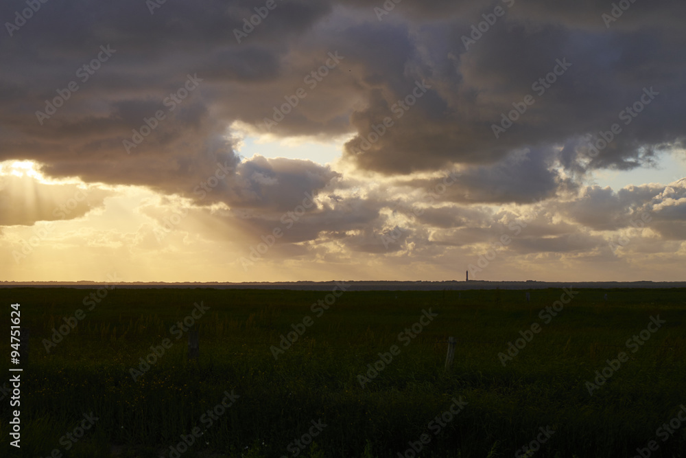 Obraz premium Lichtstimmung über dem Niedersächsischen Wattenmeer, Niedersac