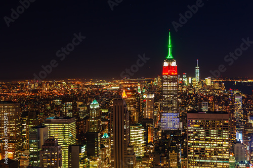 n  chtliches Stadtpanorama von Manhattan  New York City