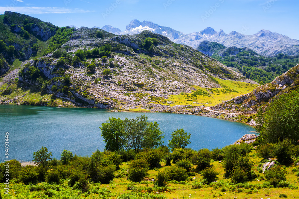  lake Enol in summer. Asturias