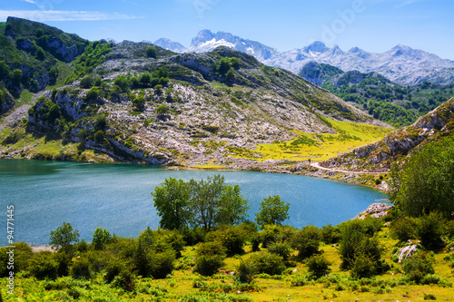  lake Enol in summer. Asturias