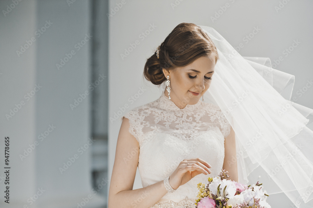 Naklejka premium The couple walking near the Church 4010.