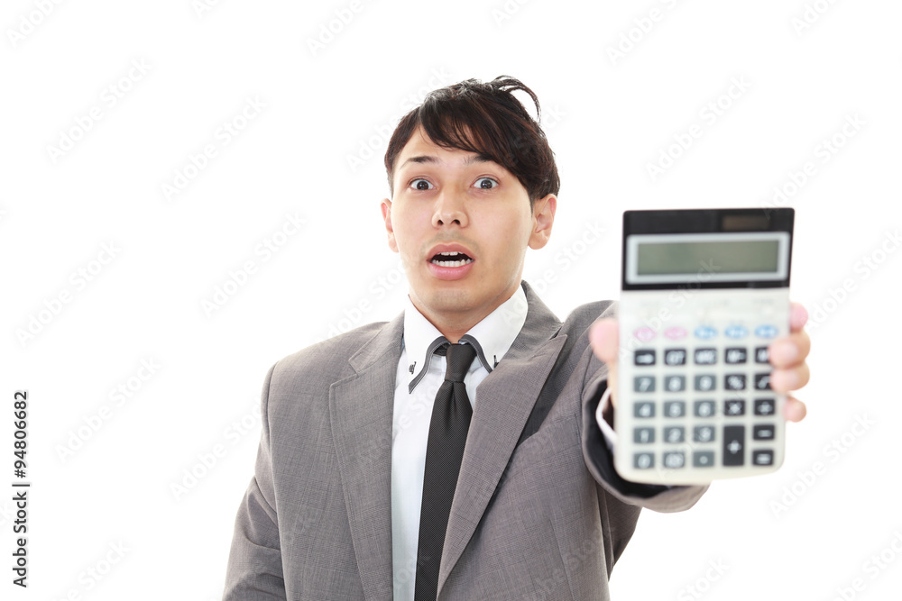 驚いた表情のビジネスマン
