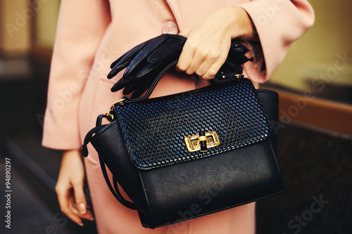 Tableau sur toile Elegant outfit