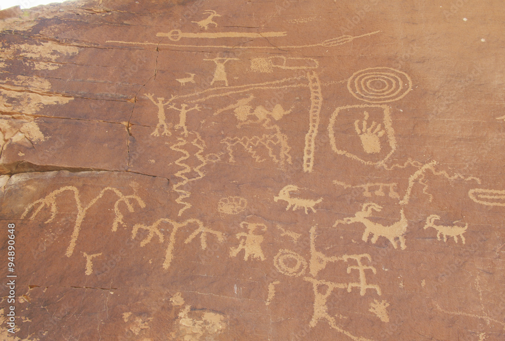Fototapeta premium Petroglyphs from Atlati Rock, NV