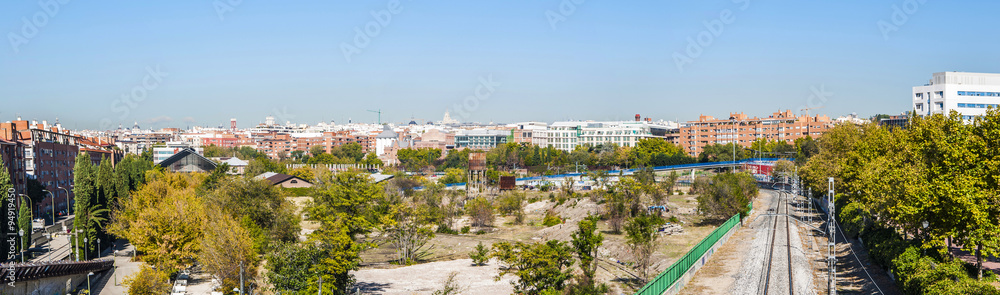 Φωτογραφία Panoramic view of railway near the rail museum in Delicias neighborhood in Madrid
