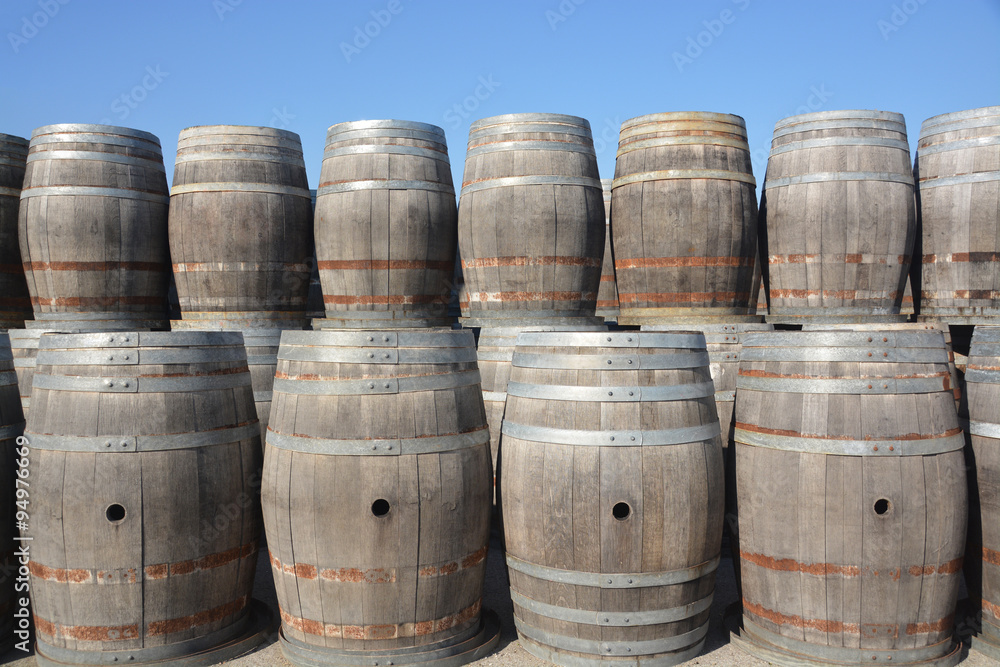 barricas de madera para vino