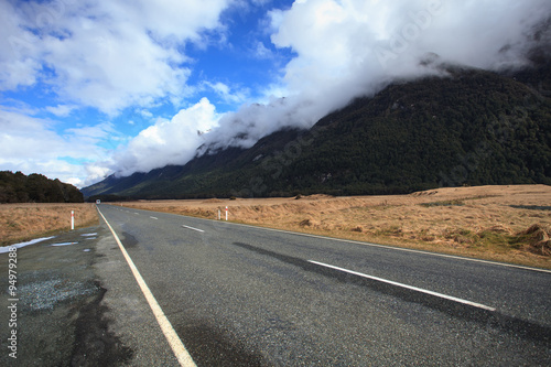 road to milford sound fiordland national park south island new z