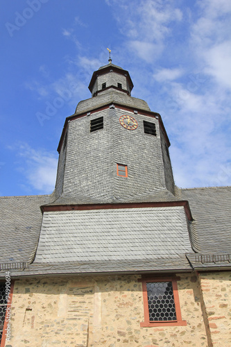 Kirchvers: Romanische Kirche (13. Jh., Hessen)