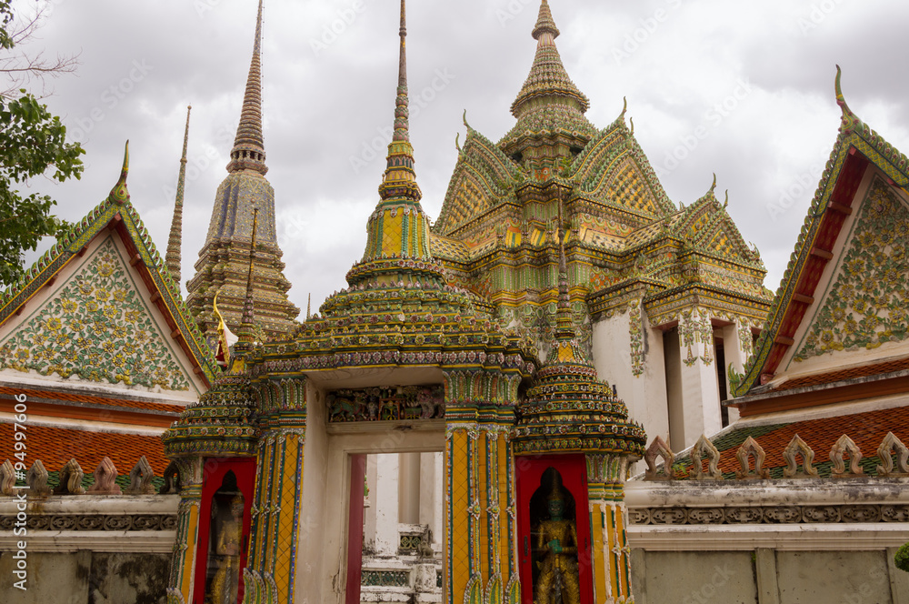 Fototapeta premium Thai temple 