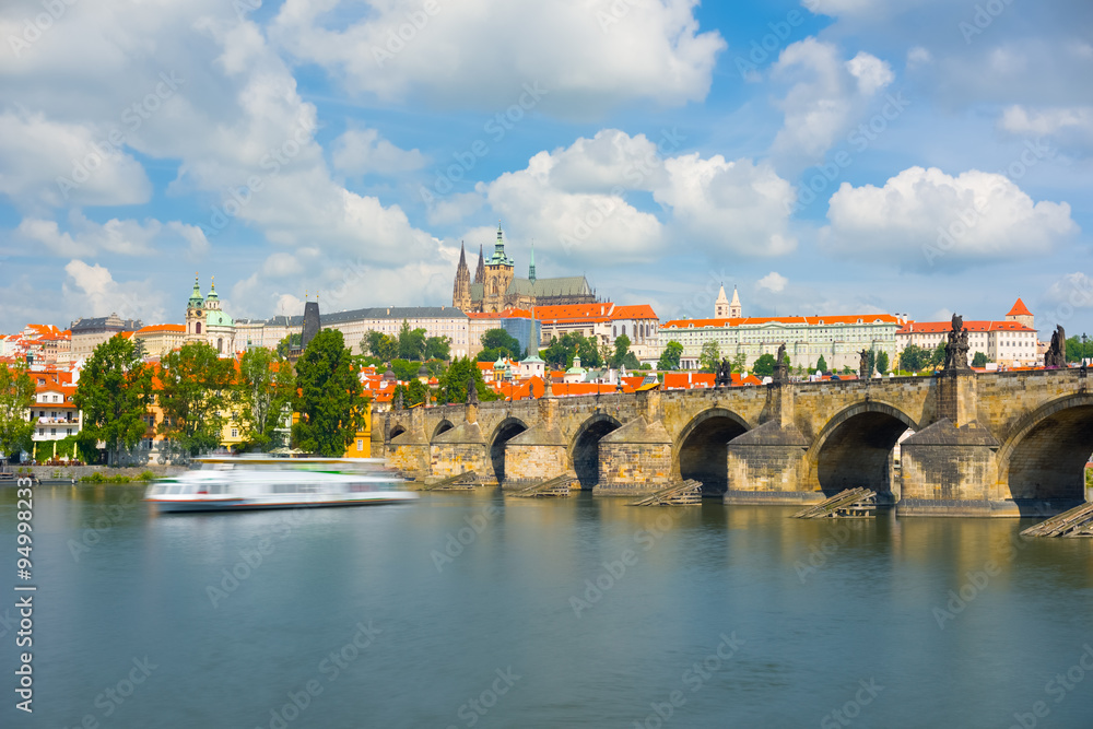 Obraz premium Prague in a summer day