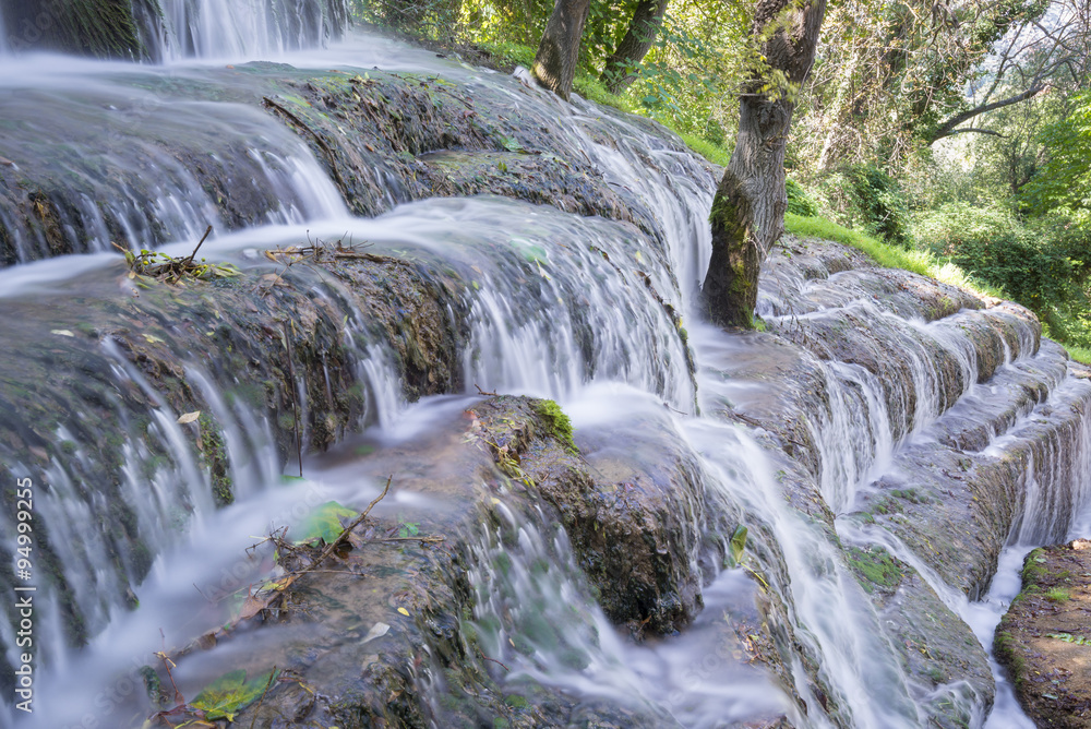 Obraz premium Cascada en el Monasterio de Piedra, Zaragoza (España)
