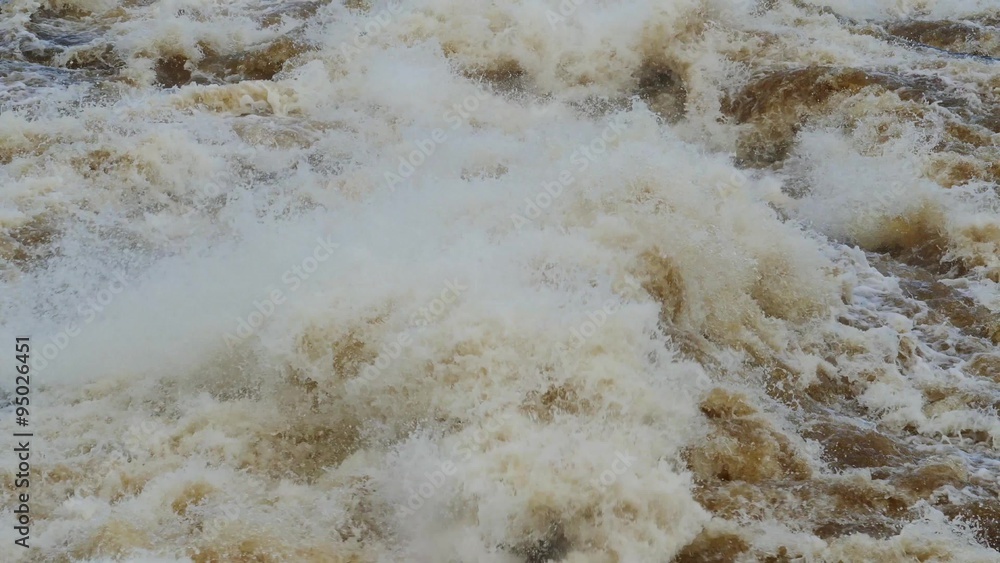 bursts and splashes of a seething water, 4k
bursts and splashes of a seething water, 4k