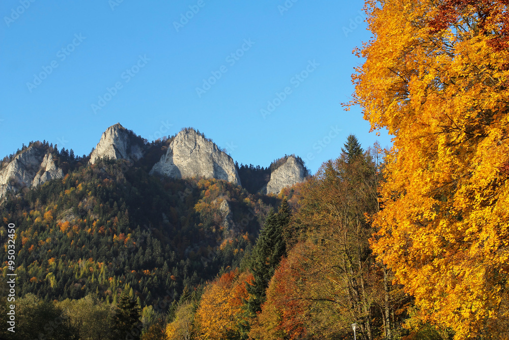 Three Krowns in Pieniny Mountains, Szczawnica, Poland Three Krowns in Pieniny Mountains, Szczawnica, Poland