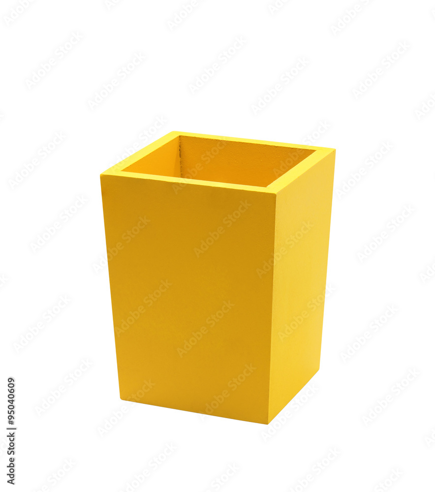 Fototapeta premium yellow box isolated on white