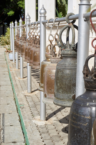 Bell in temple © konpraixi
