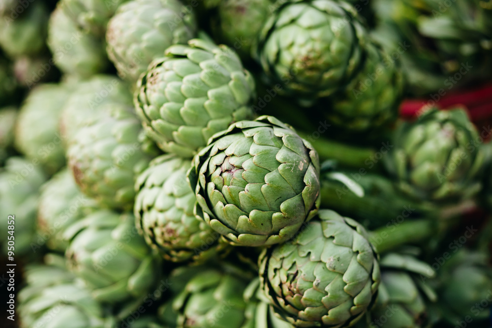 Obraz premium artichokes green market