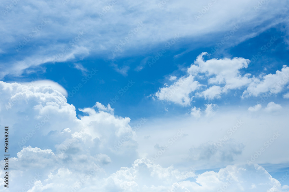 Obraz premium cloud and blue sky background
