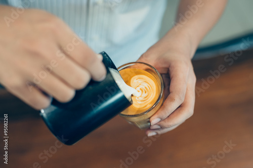 how to make latte art coffee