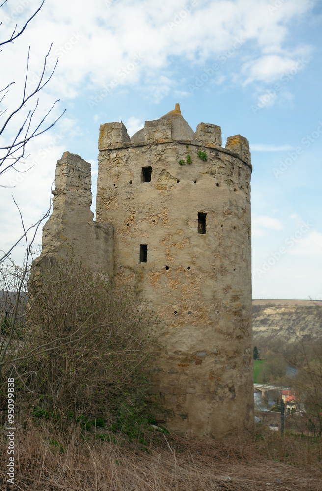 Circular corner tower of Rudelsburg castle, Germany Circular corner tower of Rudelsburg castle, Germany