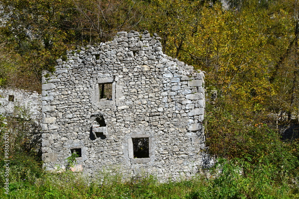 Tramonti di Sotto - ruderi di Palcoda Tramonti di Sotto - ruderi di Palcoda