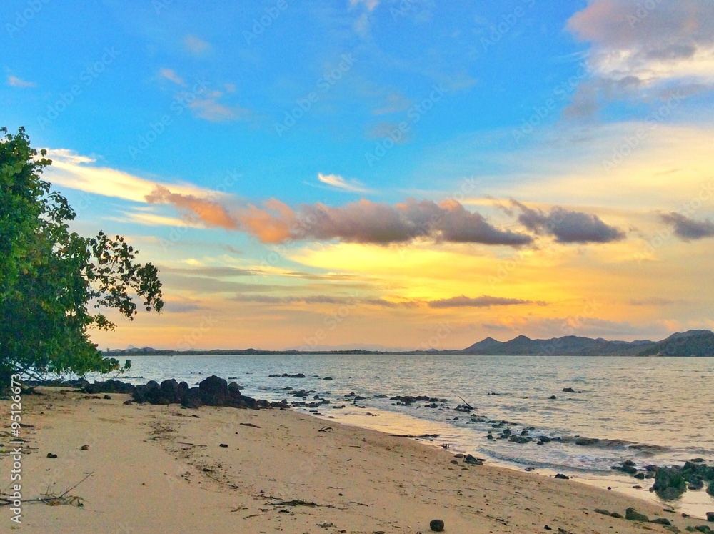 sea in thailand 