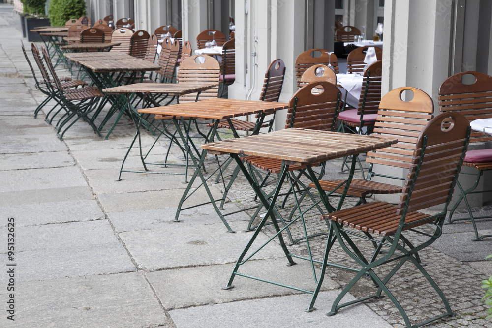 Cafe Terrace Table and Chairs, Berlin Cafe Terrace Table and Chairs, Berlin