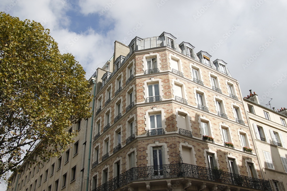 Immeuble ancien à Paris Immeuble ancien à Paris