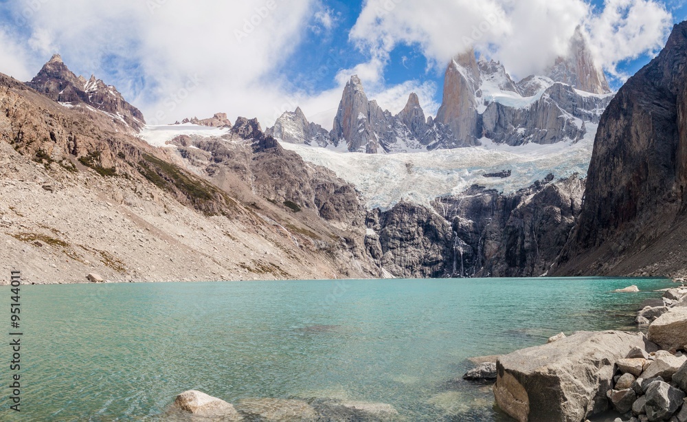 Laguna Sucia lake and Fitz Roy mountain in National Park Los Glaciares, Argentina